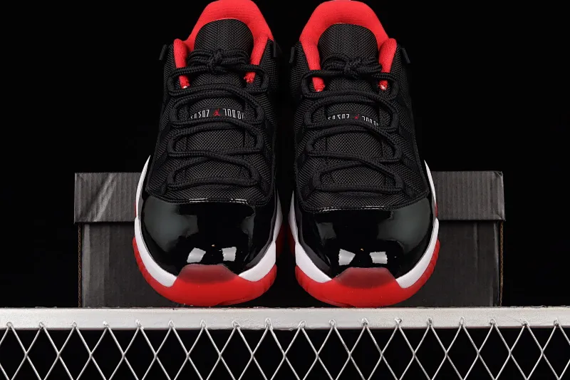 All categories Air Jordan Jordan series basketball shoes Air Jordan 11 F version Air Jordan 11 Low Bred AJ11 Joe 11 patent leather black and red genuine carbon low-top basketball shoes 528895-012